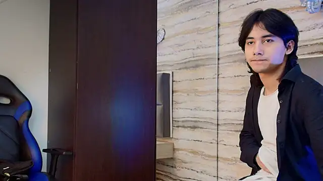 Lovers 21 online show from 05/14/26, 03:57