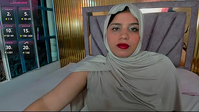 Amyra Rasi online show from 11/15/25, 07:21