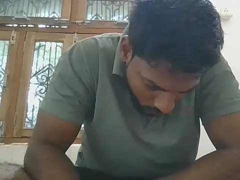 Snapshot of Raw12499 chatting on 12/05/25, 06:22 Raw12499 online show from 12/05/25, 06:22