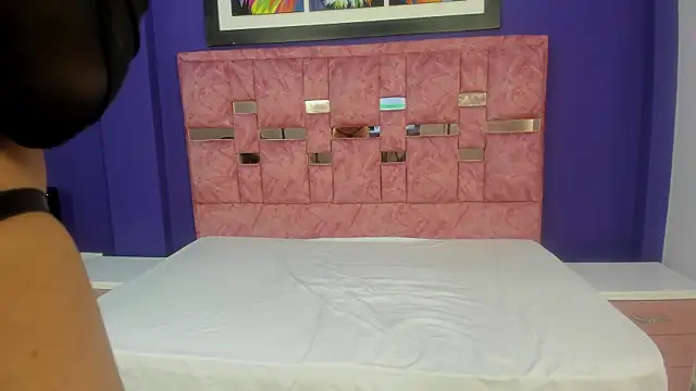 Snapshot of abella_lov chatting on 11/13/25, 12:15 abella lov online show from 11/13/25, 12:15