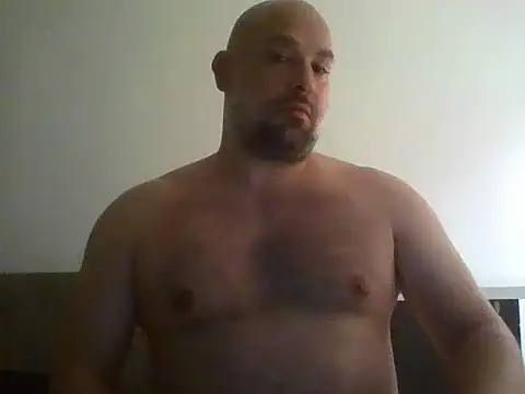 Snapshot of CristalDad chatting on 10/27/25, 12:15 CristalDad online show from 10/27/25, 12:15