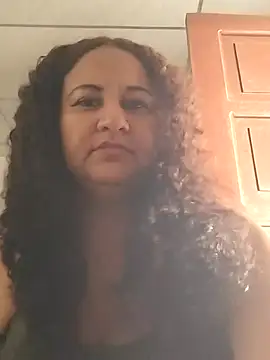 Snapshot of MEYBELLATINA chatting on 09/26/25, 09:41 MEYBELLATINA online show from 09/26/25, 09:41