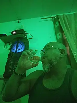 ANTHONYHOTT69 online show from 06/26/26, 11:31