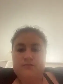 Snapshot of BuzzBunni69 chatting on 10/26/25, 04:51 BuzzBunni69 online show from 10/26/25, 04:51