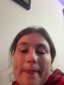 Snapshot of BuzzBunni69 chatting on 11/25/25, 09:42 BuzzBunni69 online show from 11/25/25, 09:42