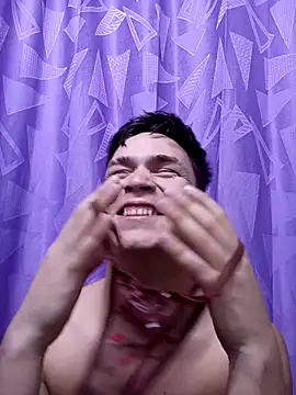 Snapshot of Aaron_Foxxx chatting on 09/28/25, 12:49 Aaron Foxxx online show from 09/28/25, 12:49