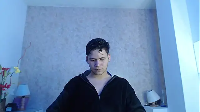 Snapshot of Aaron_Foxxx chatting on 10/03/25, 12:13 Aaron Foxxx online show from 10/03/25, 12:13