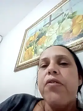Snapshot of Crisribeiro chatting on 10/02/25, 12:50 Crisribeiro online show from 10/02/25, 12:50