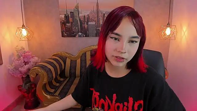 Snapshot of Megane_whitte chatting on 10/10/25, 03:27 Megane whitte online show from 10/10/25, 03:27