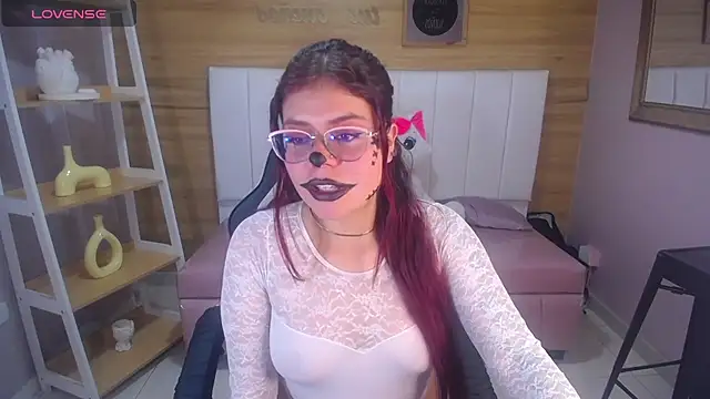 Snapshot of draviana_a_ chatting on 10/18/25, 03:09 draviana a  online show from 10/18/25, 03:09