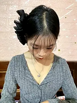 Snapshot of -mayhan11 chatting on 10/20/25, 03:40 -mayhan11 online show from 10/20/25, 03:40