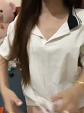 Quynhbabysexy online show from 05/15/26, 07:15