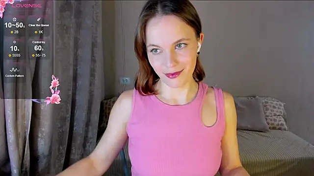 Snapshot of EvaCordy chatting on 11/21/25, 06:28 EvaCordy online show from 11/21/25, 06:28