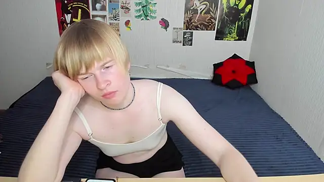 Cattie w  online show from 06/09/26, 01:17