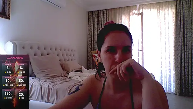 Irwi Tomboy online show from 08/01/26, 08:02