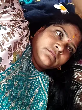 navyasree143 online show from 12/05/25, 08:01