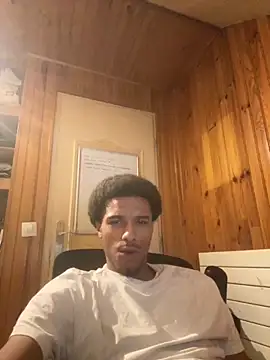 Snapshot of arcy973 chatting on 11/04/25, 04:00 arcy973 online show from 11/04/25, 04:00