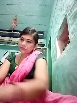 Snapshot of Sapna__wq1 chatting on 10/24/25, 06:04 Sapna  wq1 online show from 10/24/25, 06:04