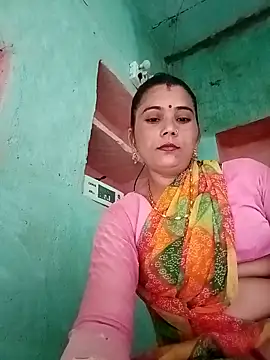 Snapshot of Sapna__wq1 chatting on 10/26/25, 10:10 Sapna  wq1 online show from 10/26/25, 10:10