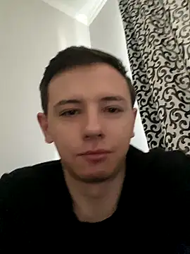 Snapshot of KirilStella chatting on 09/29/25, 11:48 KirilStella online show from 09/29/25, 11:48