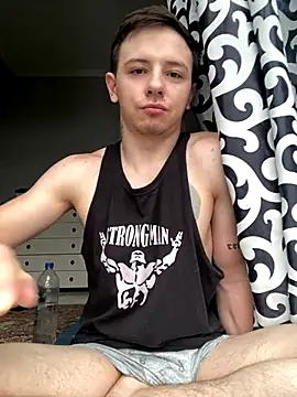 Snapshot of KirilStella chatting on 10/01/25, 01:44 KirilStella online show from 10/01/25, 01:44