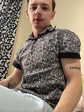 Snapshot of KirilStella chatting on 10/06/25, 12:57 KirilStella online show from 10/06/25, 12:57