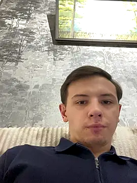 Snapshot of KirilStella chatting on 10/13/25, 03:23 KirilStella online show from 10/13/25, 03:23