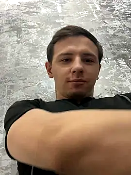 Snapshot of KirilStella chatting on 10/20/25, 12:16 KirilStella online show from 10/20/25, 12:16