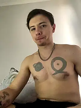 Snapshot of KirilStella chatting on 10/26/25, 09:37 KirilStella online show from 10/26/25, 09:37