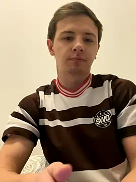 Snapshot of KirilStella chatting on 11/01/25, 07:27 KirilStella online show from 11/01/25, 07:27