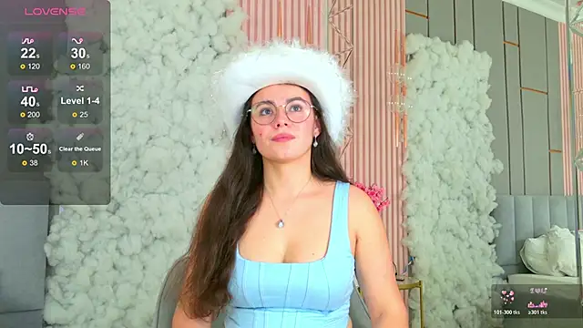 Snapshot of GabiBatista chatting on 11/07/25, 05:07 GabiBatista online show from 11/07/25, 05:07