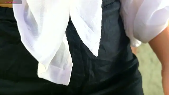 Snapshot of GabiBatista chatting on 11/10/25, 05:06 GabiBatista online show from 11/10/25, 05:06