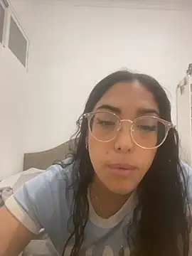 Snapshot of Lana18_lee1 chatting on 11/25/25, 10:10 Lana18 lee1 online show from 11/25/25, 10:10