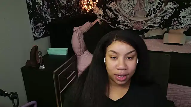 NeliaHexxen online show from 06/26/26, 04:33