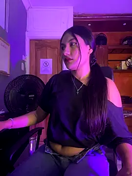 Anahi Malkova online show from 10/21/25, 05:41