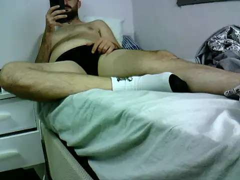 Snapshot of krerem chatting on 10/18/25, 01:56 krerem online show from 10/18/25, 01:56