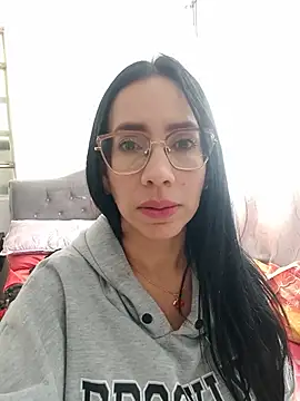 YaraDuartee online show from 07/05/26, 07:21