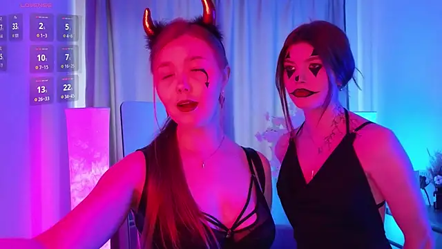 Snapshot of TwixieGuo chatting on 10/31/25, 10:49 TwixieGuo online show from 10/31/25, 10:49