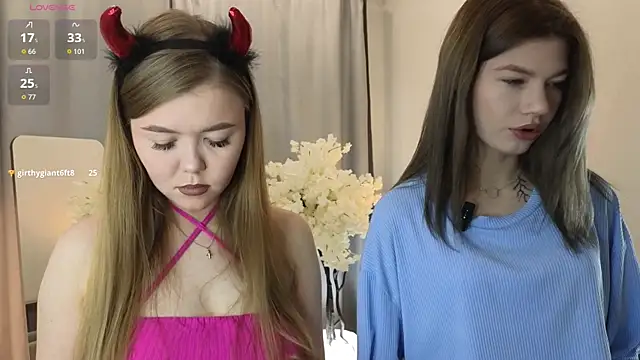 Snapshot of TwixieGuo chatting on 11/02/25, 10:39 TwixieGuo online show from 11/02/25, 10:39