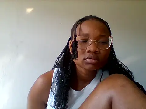 Snapshot of SugarSpiceXXX chatting on 10/21/25, 06:36 SugarSpiceXXX online show from 10/21/25, 06:36