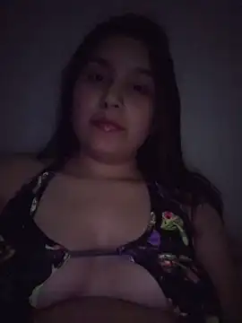 Snapshot of samant412 chatting on 05/19/26, 03:24 samant412 online show from 05/19/26, 03:24