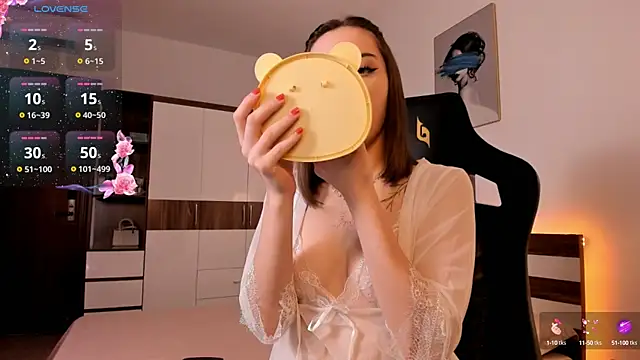 Snapshot of AmyVilvet_ chatting on 09/28/25, 08:14 AmyVilvet online show from 09/28/25, 08:14