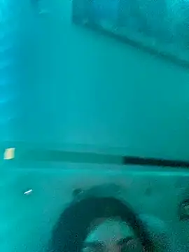 Snapshot of Romina6 chatting on 10/28/25, 09:28 Romina6 online show from 10/28/25, 09:28