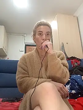 Conny Shellie online show from 11/24/25, 04:18