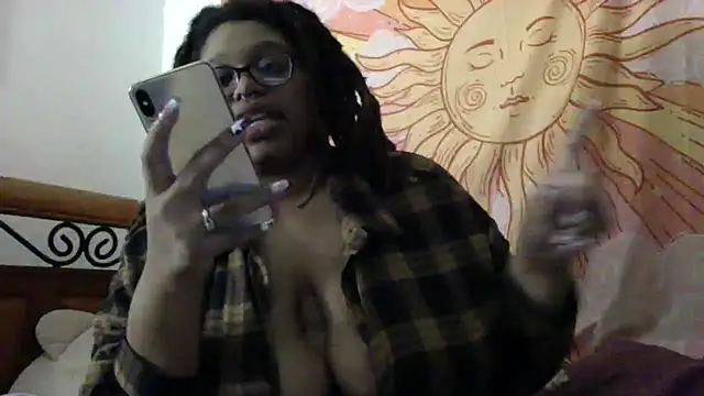 Snapshot of GoddessHoney55 chatting on 10/08/25, 10:51 GoddessHoney55 online show from 10/08/25, 10:51