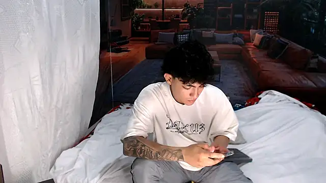 RomeoMillerr online show from 06/12/26, 06:07