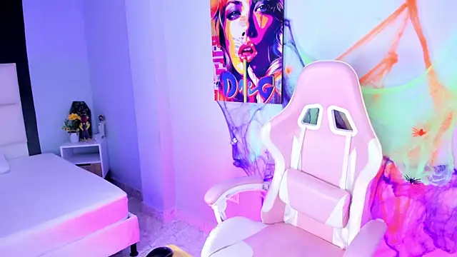 Snapshot of Athenea__fox chatting on 11/03/25, 11:44 Athenea fox online show from 11/03/25, 11:44