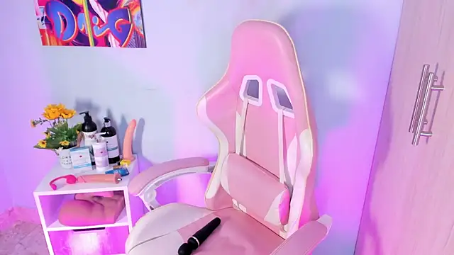 Snapshot of Athenea__fox chatting on 11/13/25, 11:20 Athenea fox online show from 11/13/25, 11:20