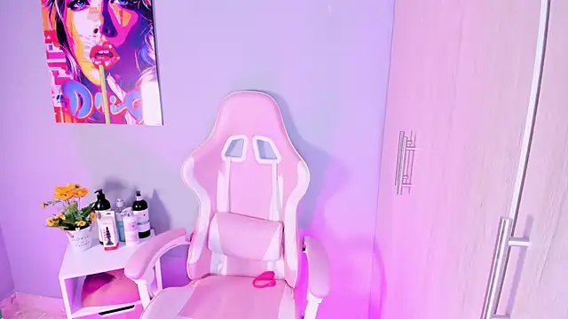 Snapshot of Athenea__fox chatting on 11/24/25, 11:54 Athenea fox online show from 11/24/25, 11:54