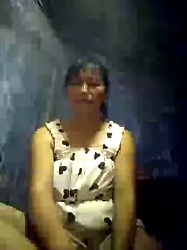 Snapshot of buddy-sexy chatting on 09/28/25, 02:22 buddy-sexy online show from 09/28/25, 02:22